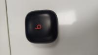 CS1425/2025 CHARGING CASE BEATS BLACK